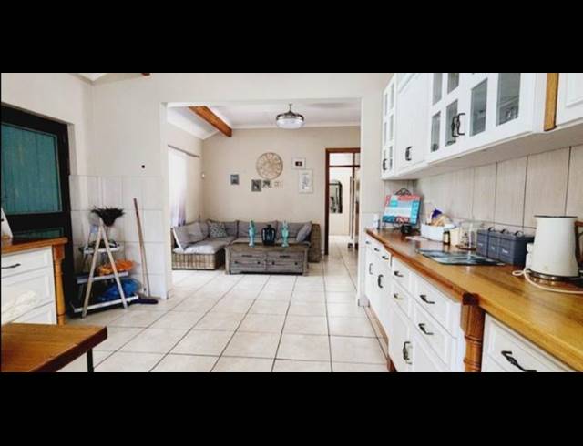 4 BEDROOM HOUSE FOR SALE IN ARBORETUM